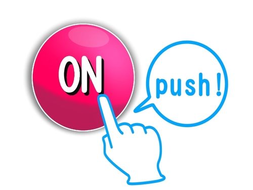 PUSHボタン